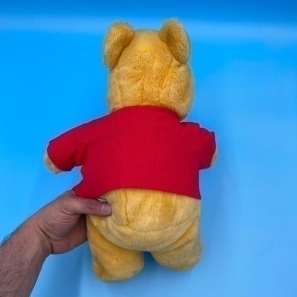 Vintage SEARS Pooh Bear - Picture 2 of 5